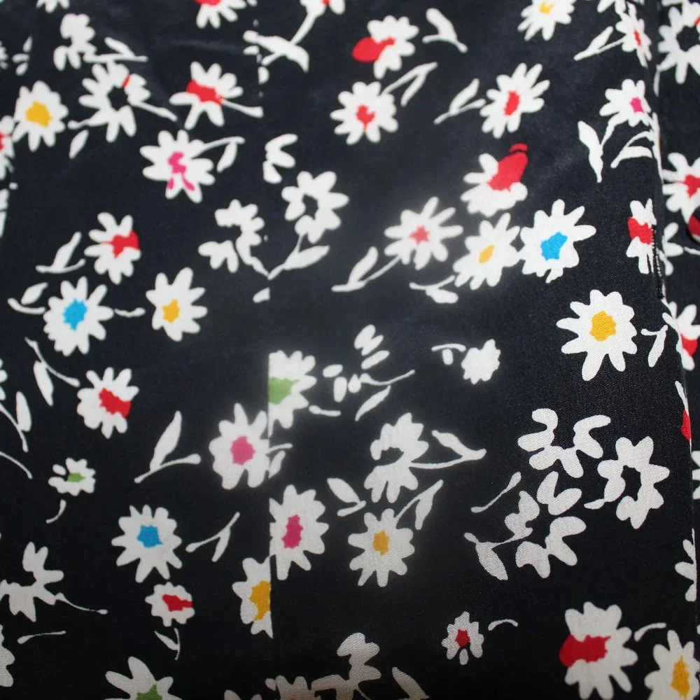 Flowered blouse - Picture 2 of 5